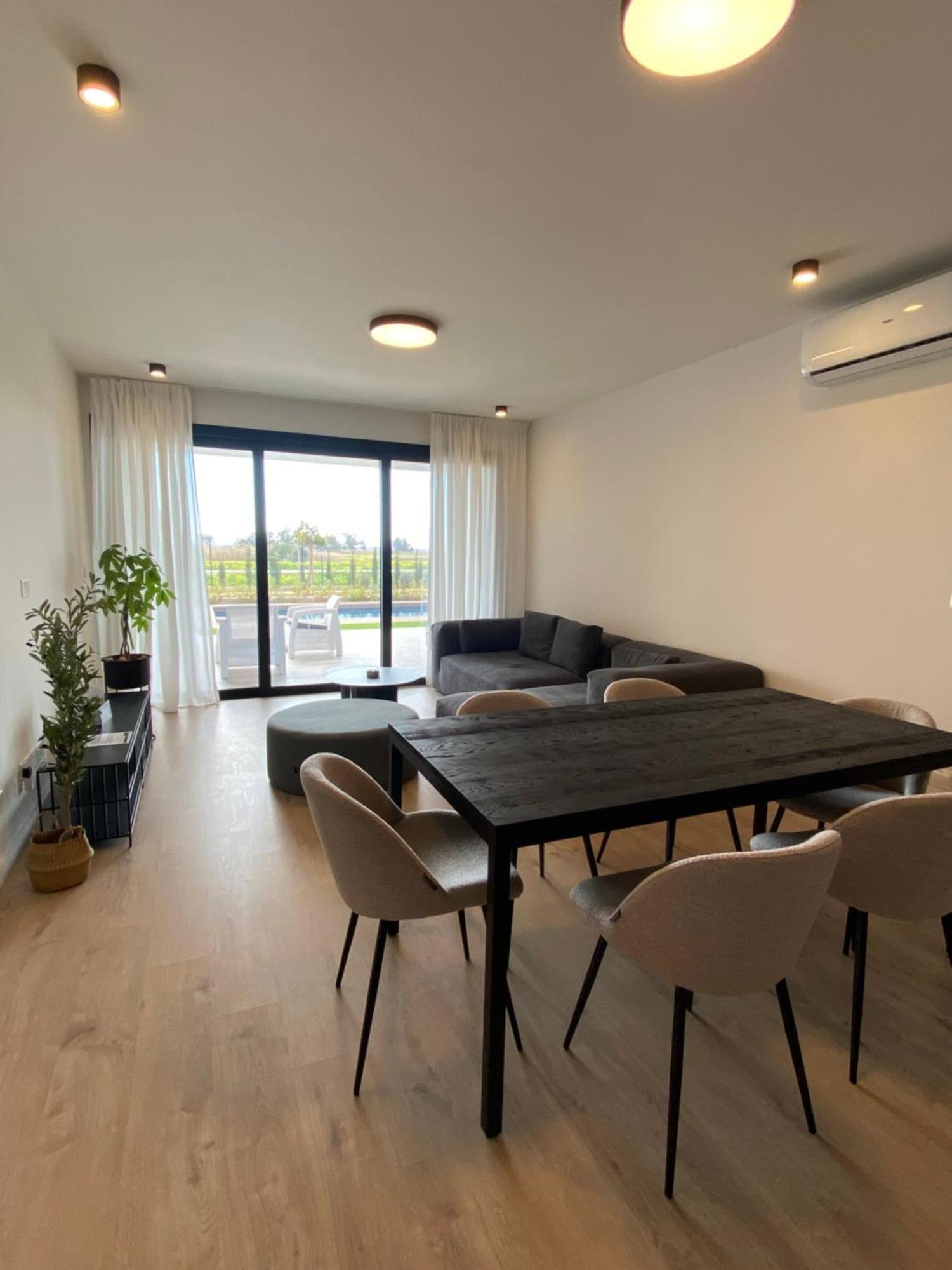Sunset Gardens - Holiday Apartments - By Tlv Living Limasol Dış mekan fotoğraf