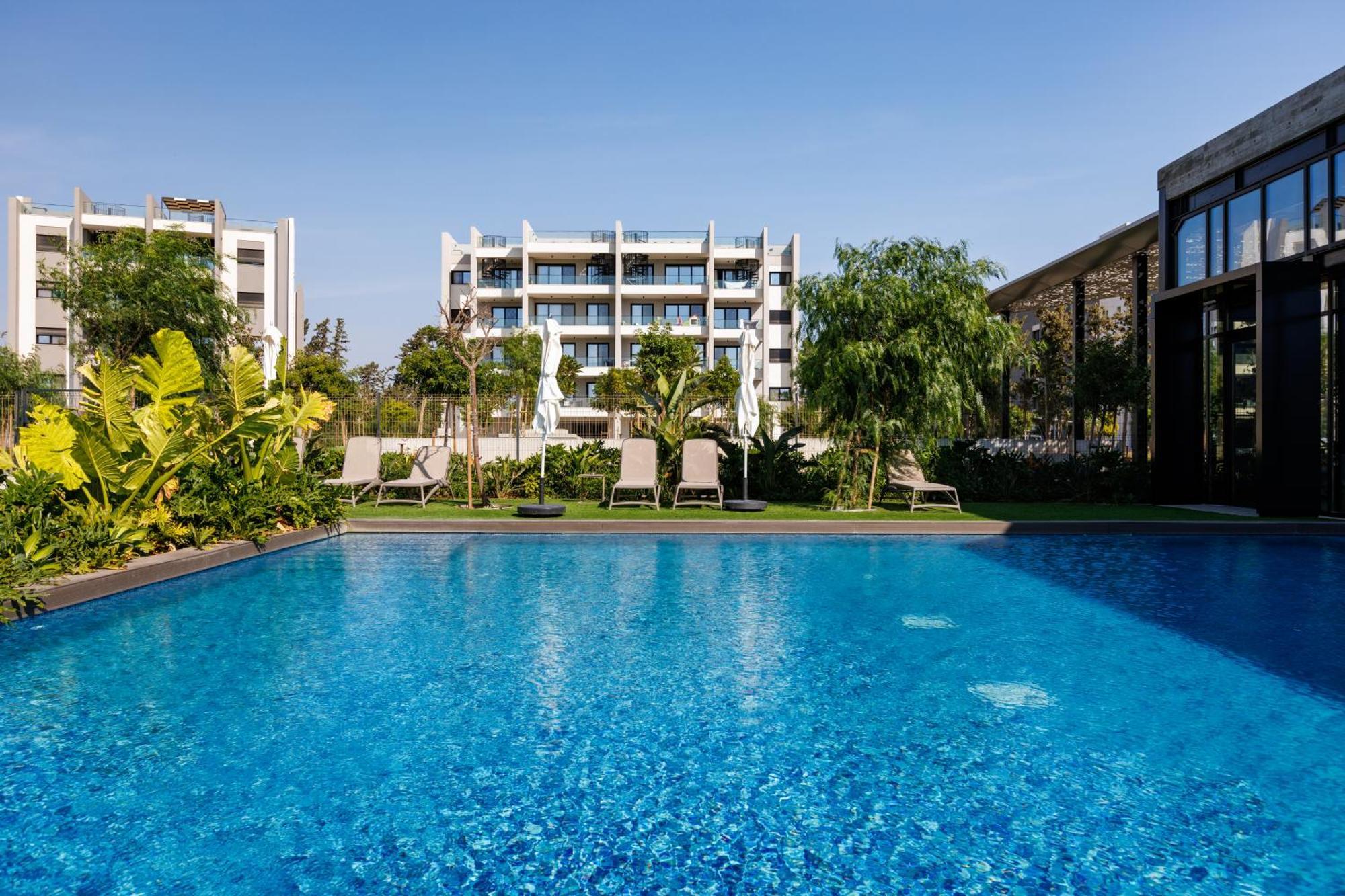 Sunset Gardens - Holiday Apartments - By Tlv Living Limasol Dış mekan fotoğraf