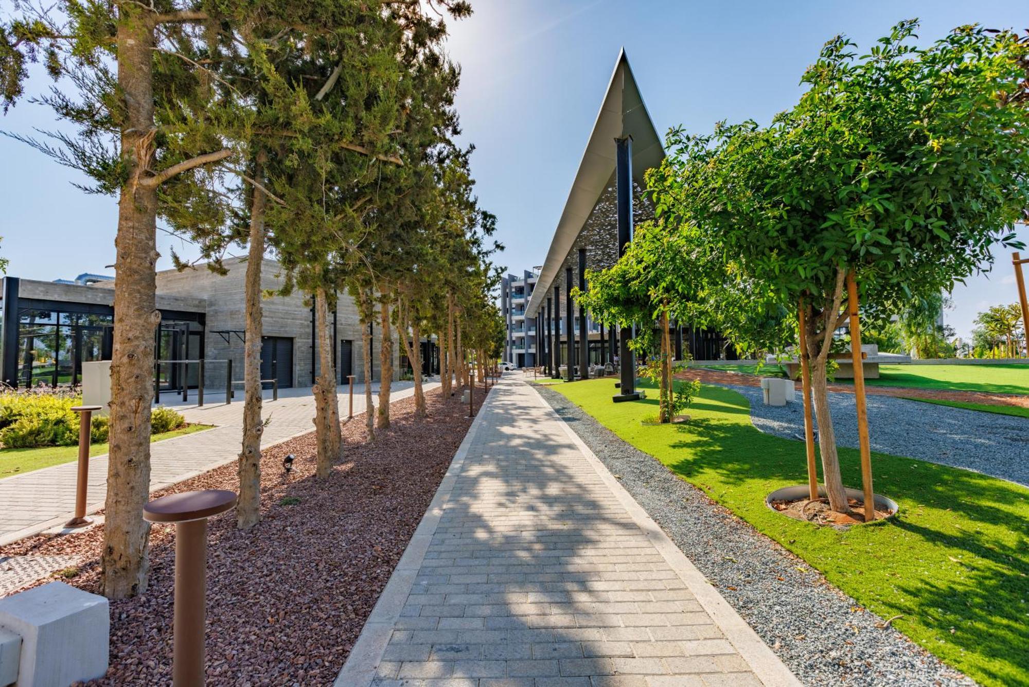 Sunset Gardens - Holiday Apartments - By Tlv Living Limasol Dış mekan fotoğraf